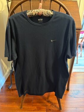 Nike Men's Black Dri-FIT Crew Neck T-Shirt